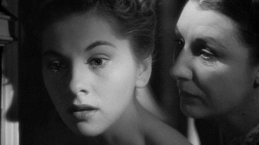 O filme de Alfred Hitchcock que venceu o Oscar e continua sendo uma aula de suspense para qualquer fã de mistério