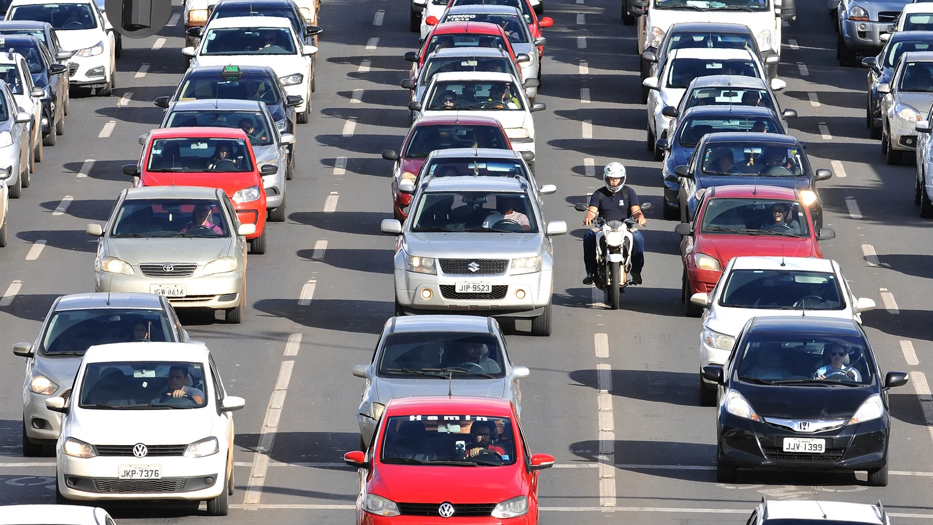 Seu seminovo não atrai propostas? 3 erros invisíveis que travam a venda do seu carro