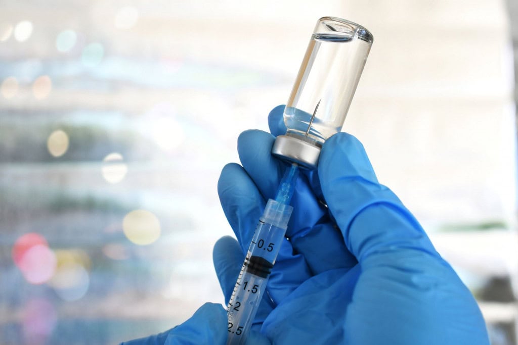 Ebola: nova vacina pode ficar pronta para testes em alguns meses