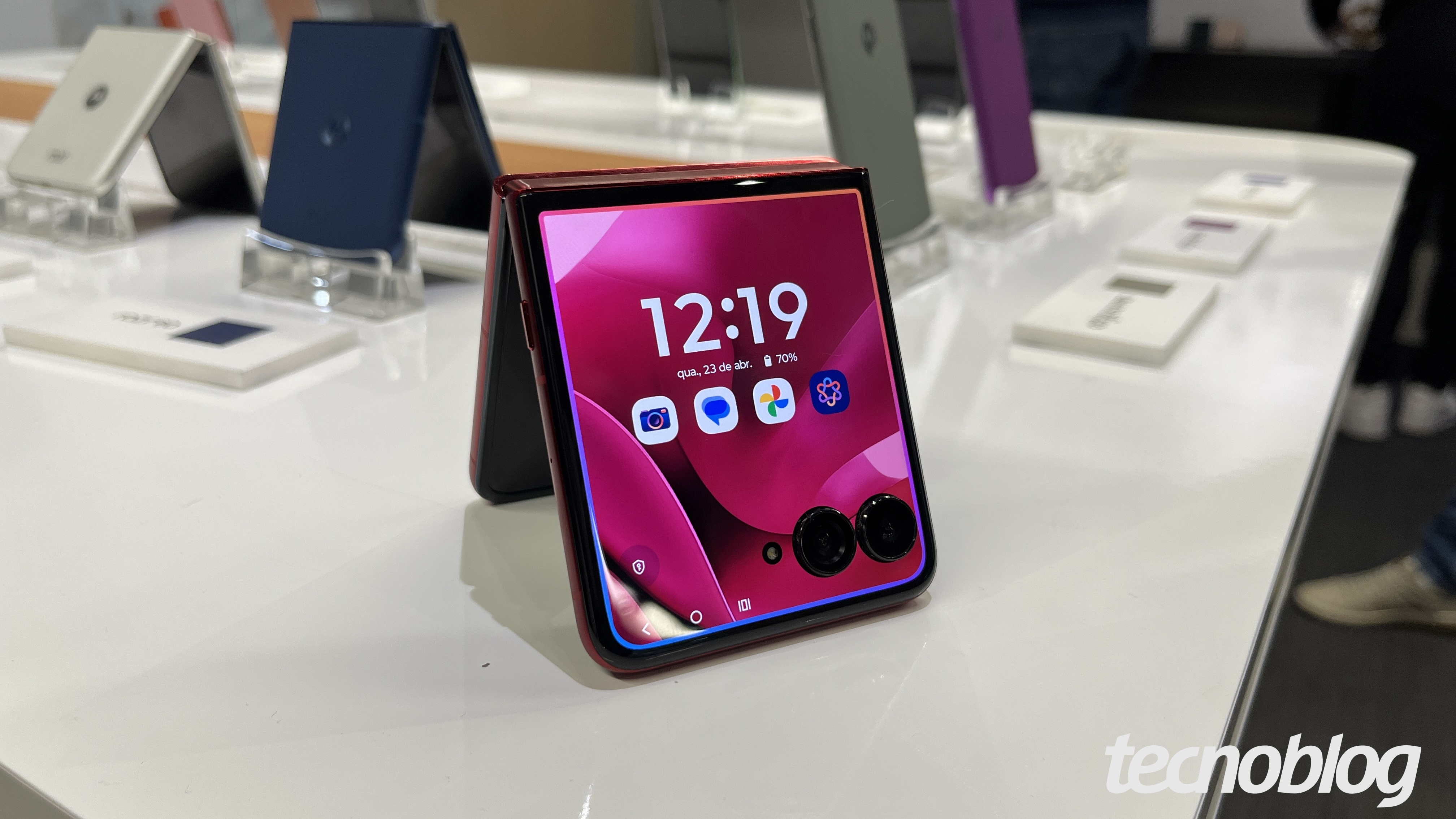 Motorola já pode lançar o dobrável Razr 70 Ultra no Brasil