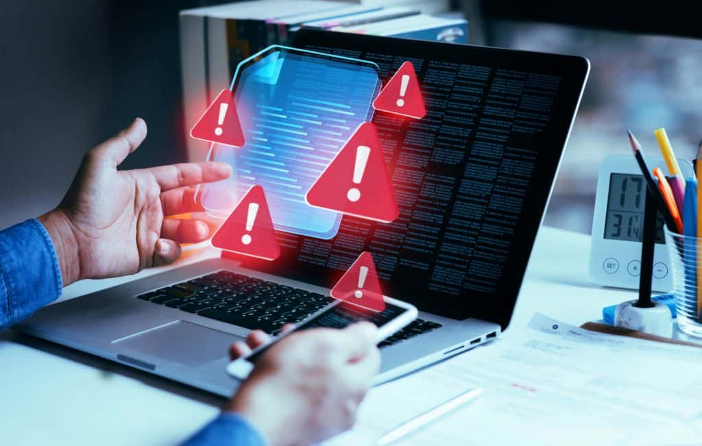 Malware rouba senhas do Facebook, grava o que você digita e tira prints da tela