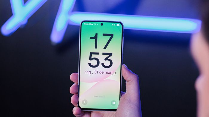 Melhor custo-benefício do ano ficou mais barato: Galaxy A56 sai por R$ 1,4 mil