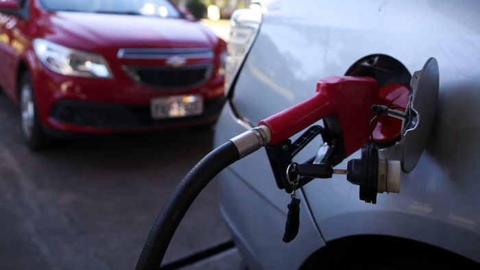 Gasolina a R$ 9 e diesel em falta? Guerra pode gerar crise de combustível