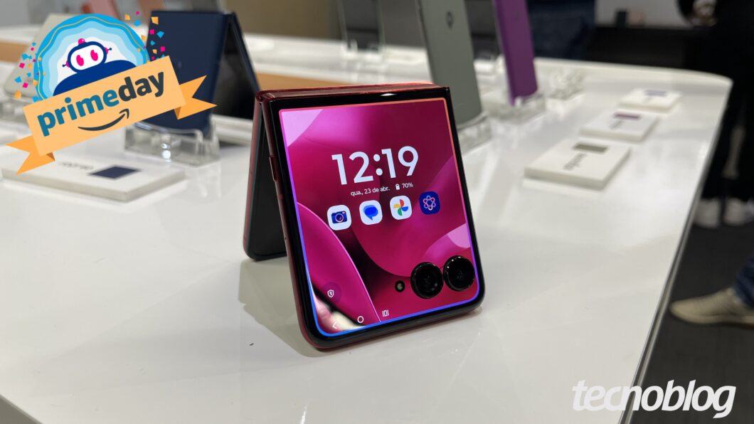 Motorola Razr 60 Ultra (1 TB) cai de preço com Prime Day 2026