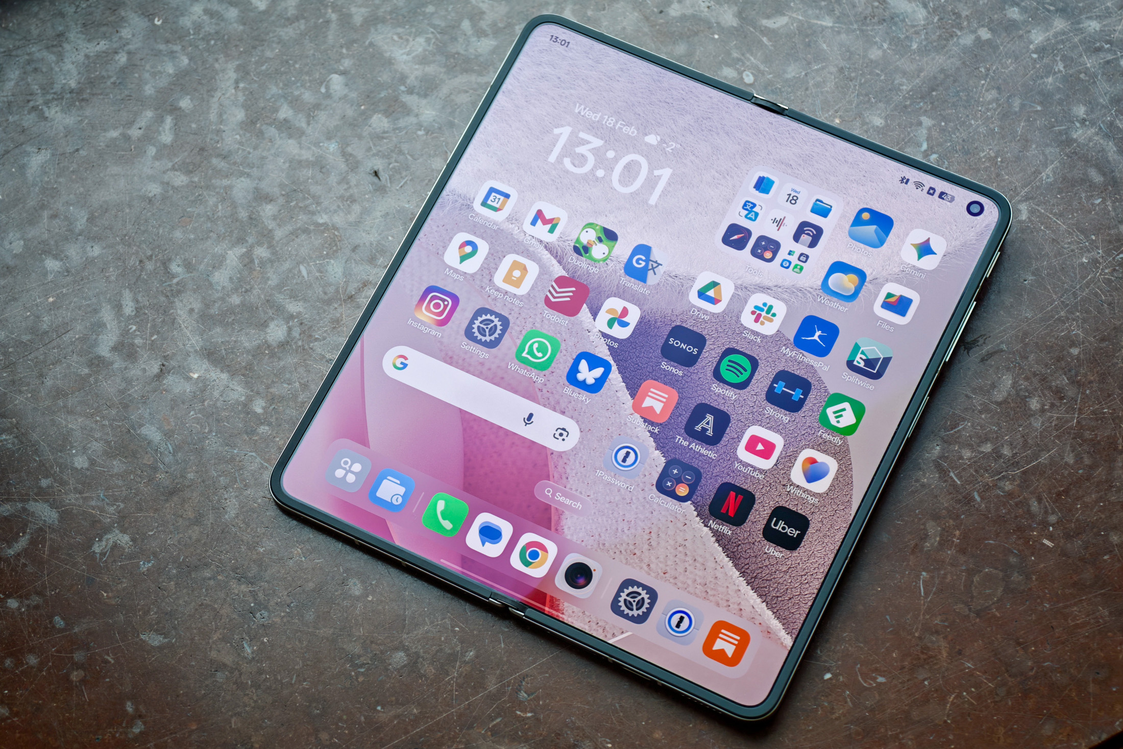 Oppo’s new foldable isn’t quite creaseless, but it’s pretty damn close