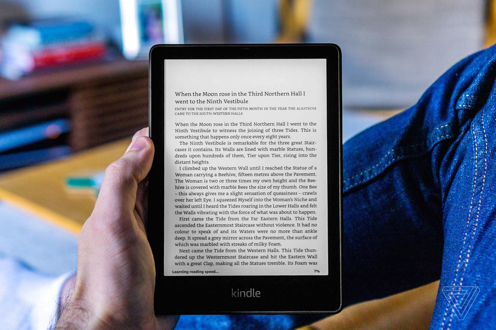 Amazon’s last-gen Paperwhite is on sale for less than the entry-level Kindle 