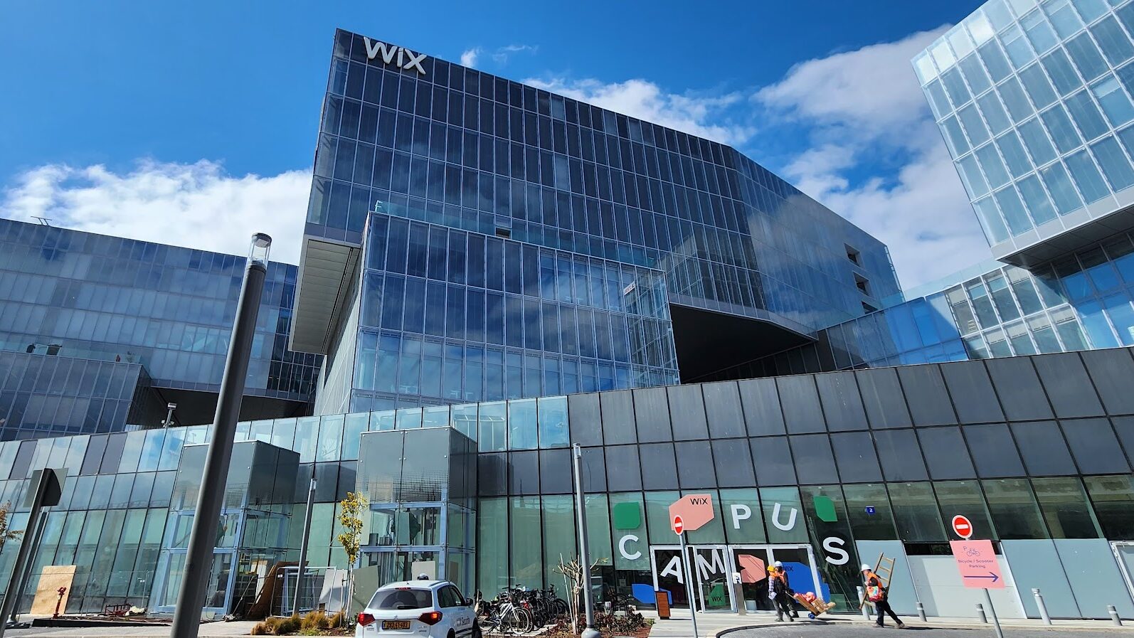 Wix planeja demissão em massa de mil funcionários, diz site