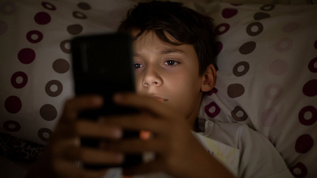 “Caso ela diga não”: como ódio às mulheres se espalha nas redes, segundo pesquisa