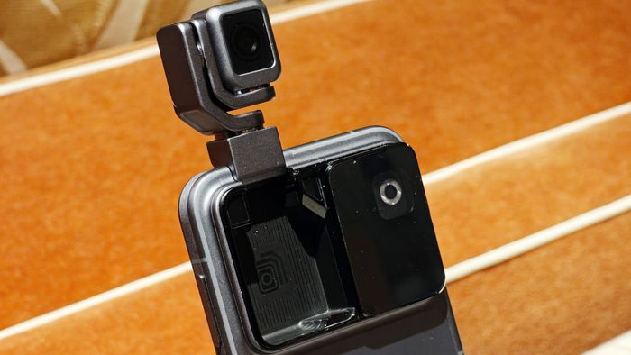 Celular robô x celular desmontável: qual será inovação mais importante de 2026?