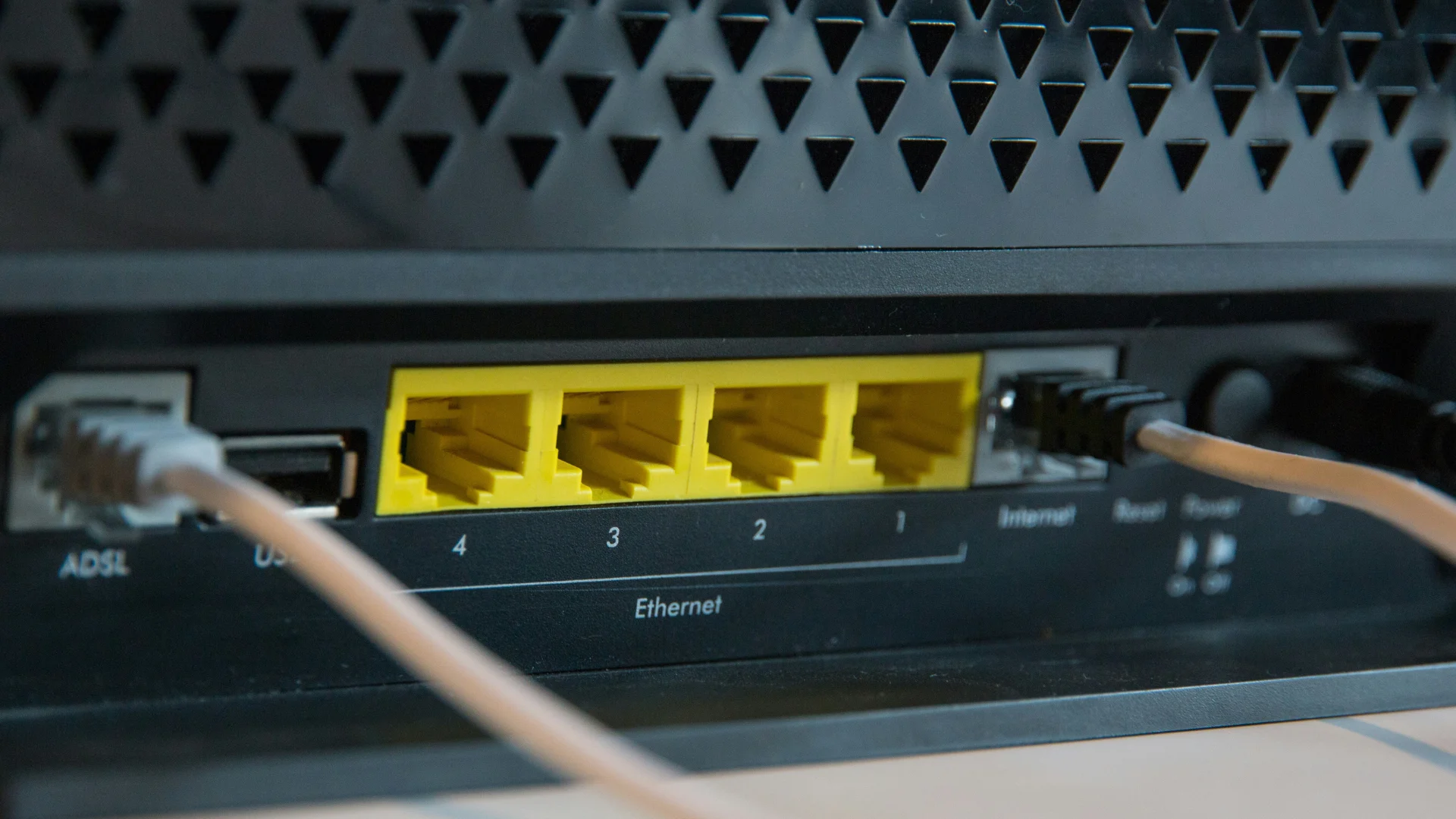 Wi-Fi lento? Como melhorar a velocidade da internet e o alcance do sinal em casa