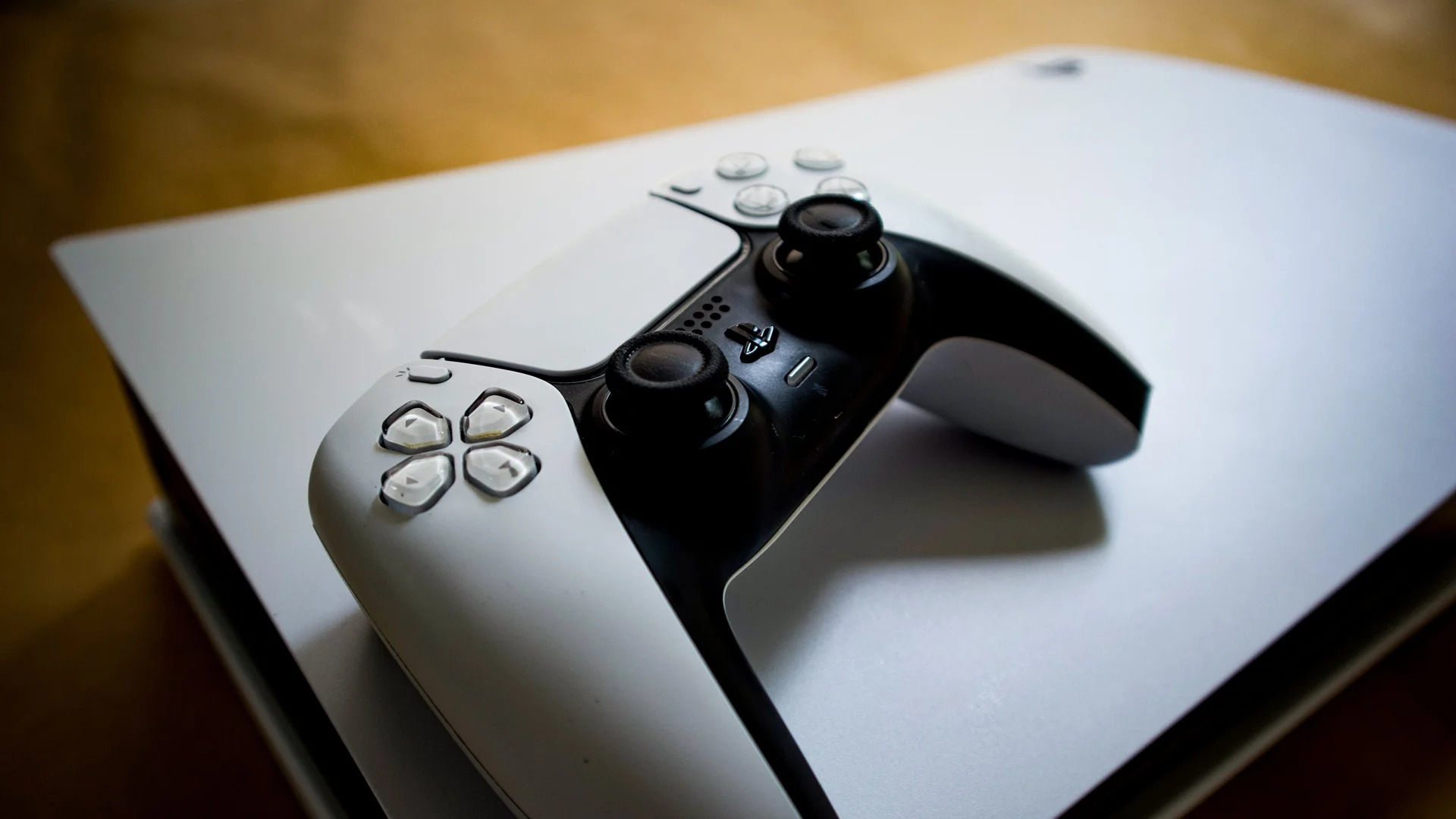 PS5 ganha Top 10 jogos mais populares e visual "turbinado" com nova atualização