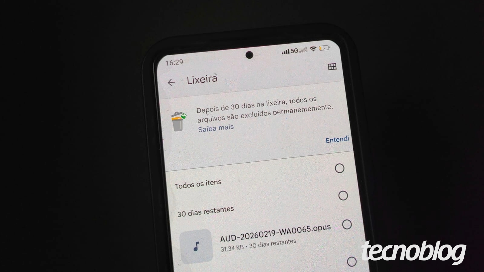 Onde fica a lixeira do celular? Saiba encontrar arquivos apagados no iPhone ou Android