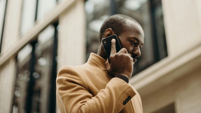 Nova estratégia do governo vai aumentar sinal de celular em cidades pequenas