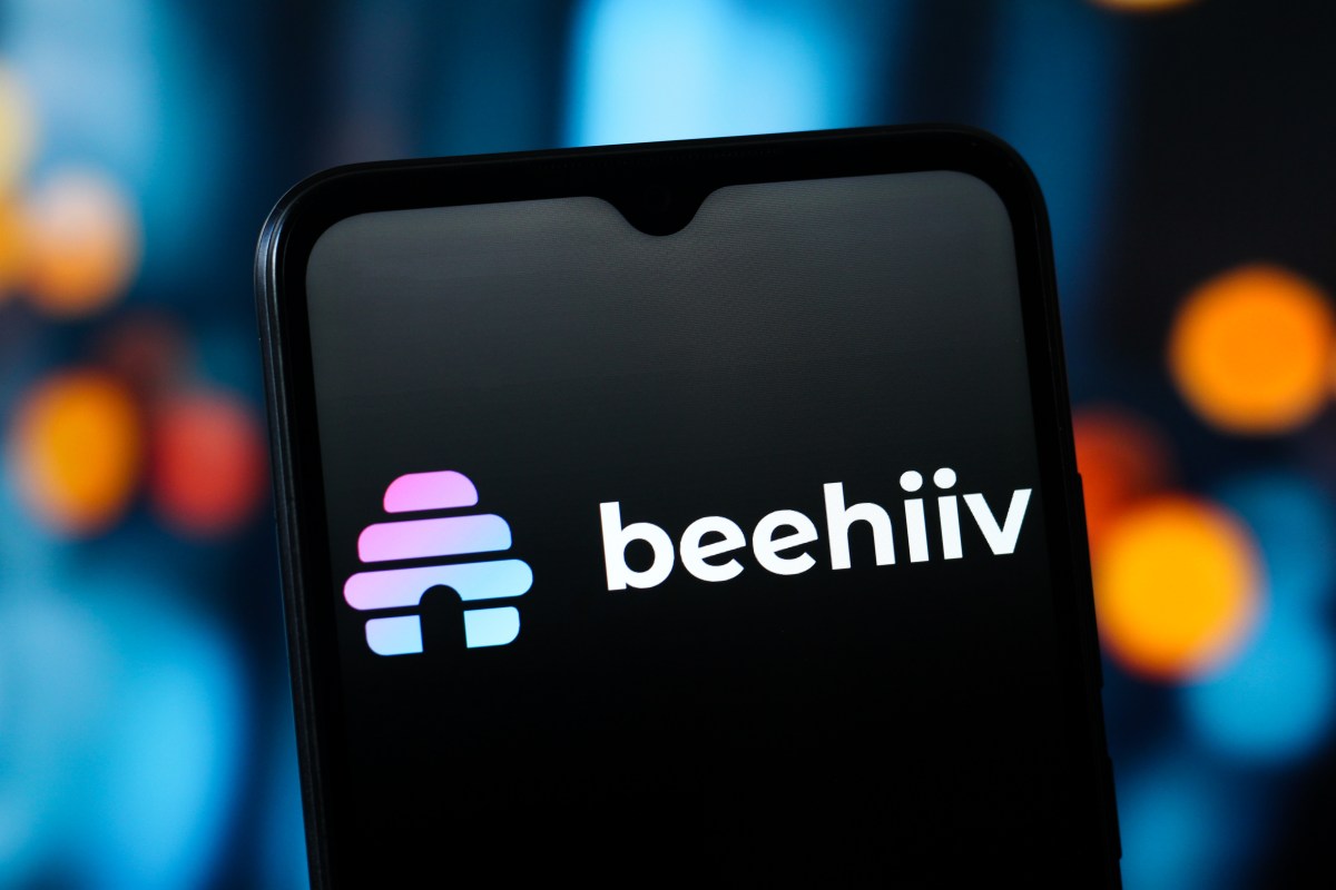 Beehiiv expands into podcasting, taking aim at Patreon