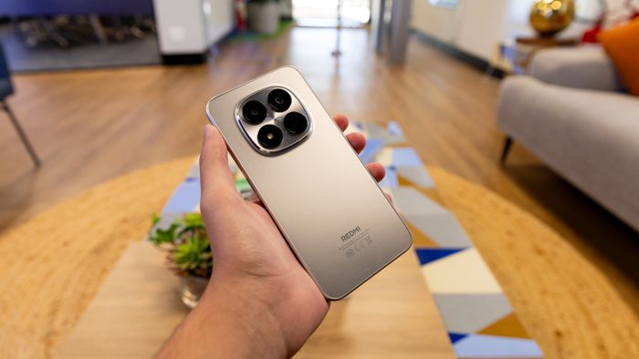 Novo baratinho da Xiaomi chega com câmera de 108 MP por menos de R$ 1 mil