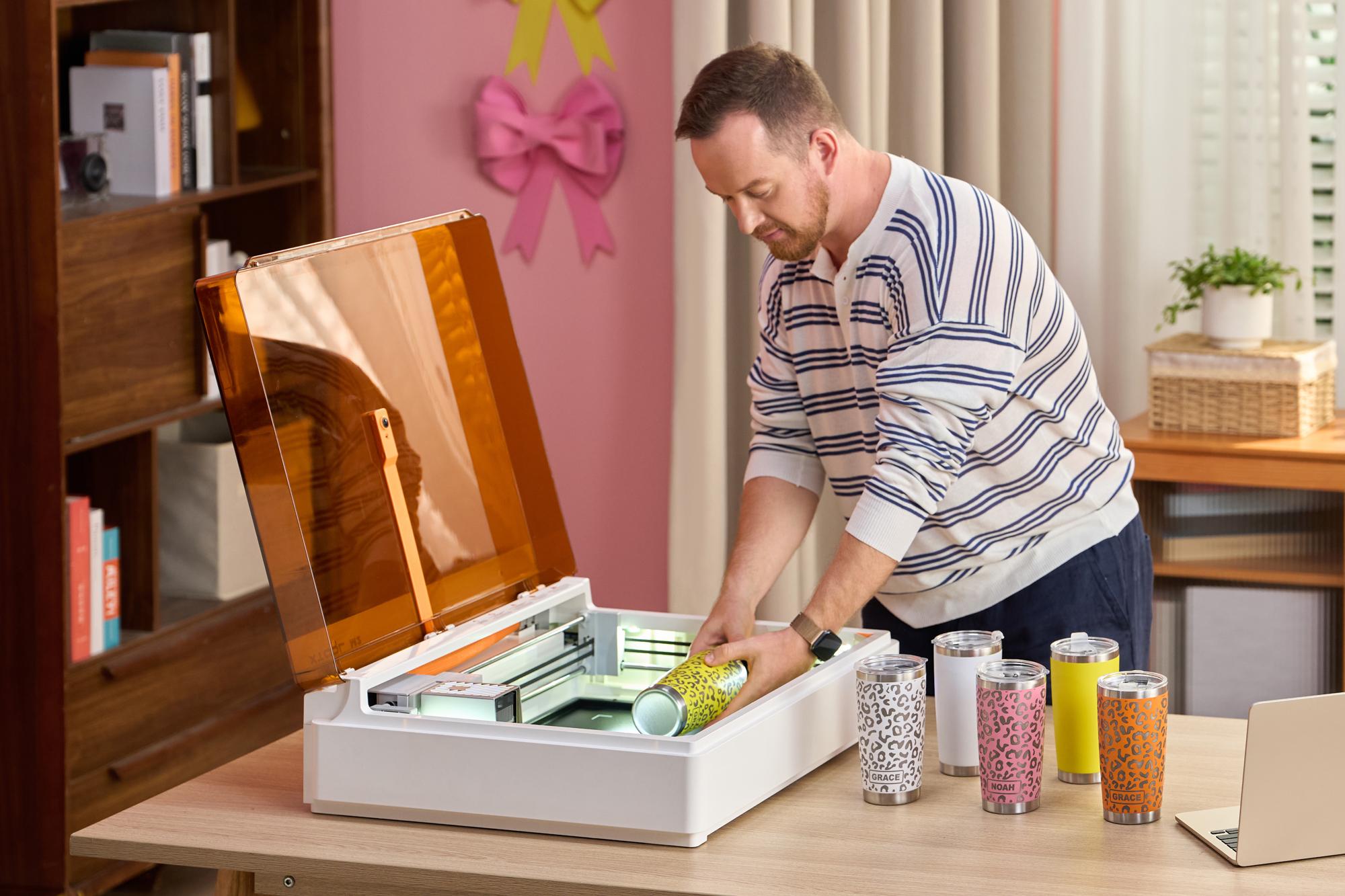 You can print, slice, and engrave using this desktop crafting machine