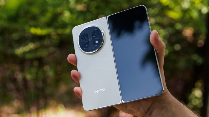 Dobrável fino com caneta? Chinesa faz o que Samsung disse ser difícil