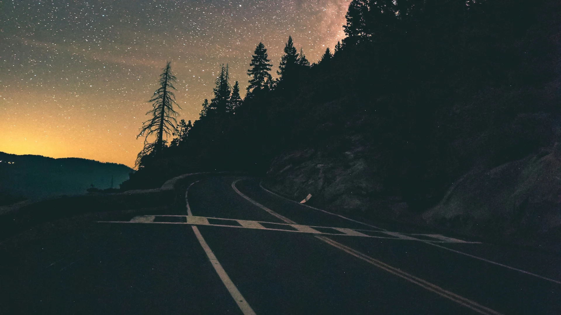 5 dicas essenciais para que gosta de dirigir e viajar à noite
