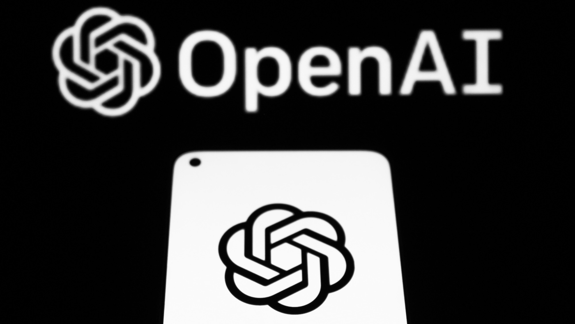 ChatGPT: Flórida processa OpenAI por negligência e auxílio a atirador
