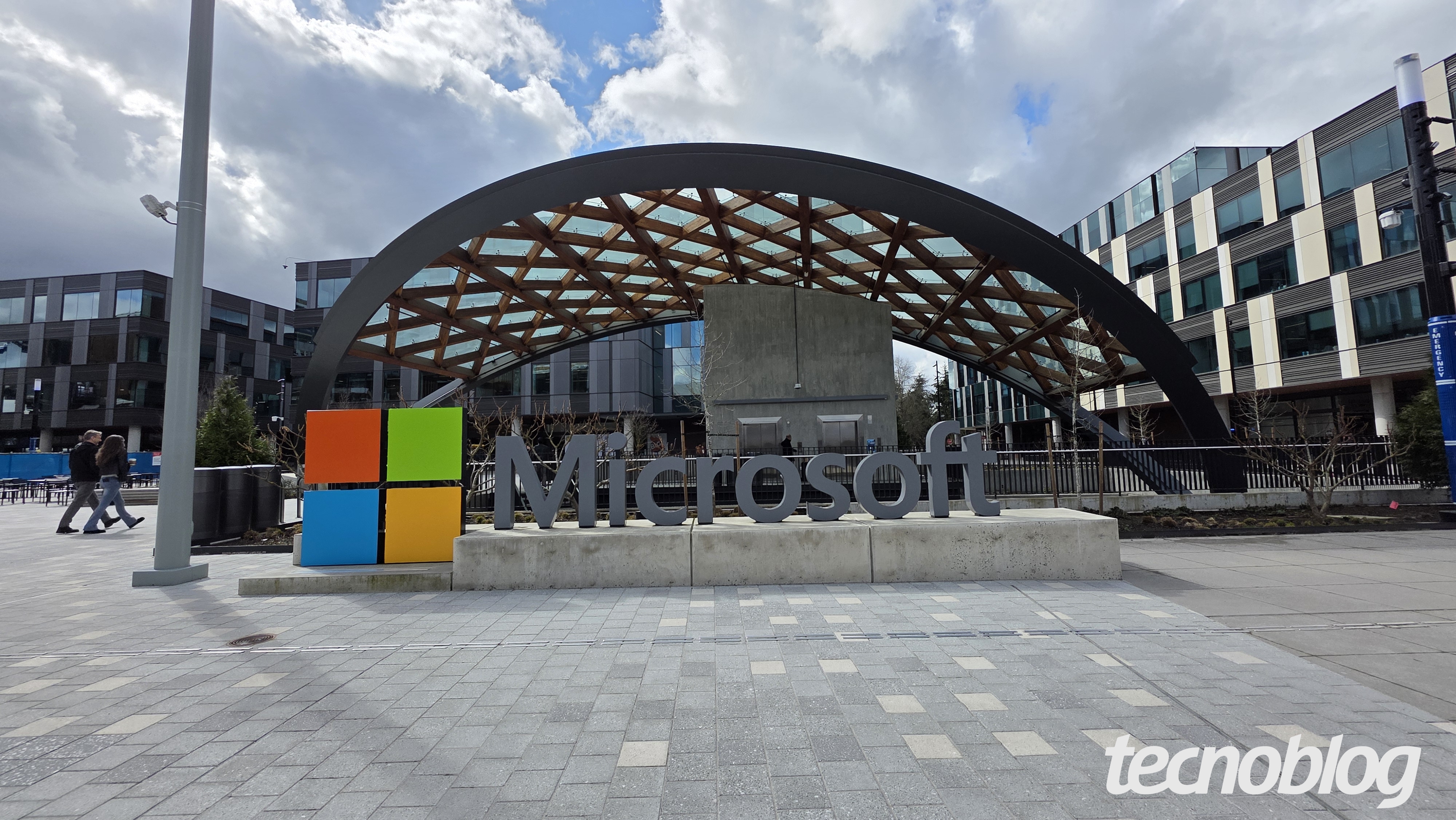 Microsoft deve cortar milhares de empregos em nova onda de demissões
