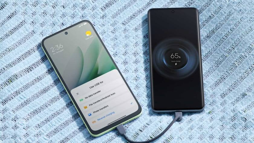 O que é carregamento reverso? Veja como seu celular pode carregar outros dispositivos