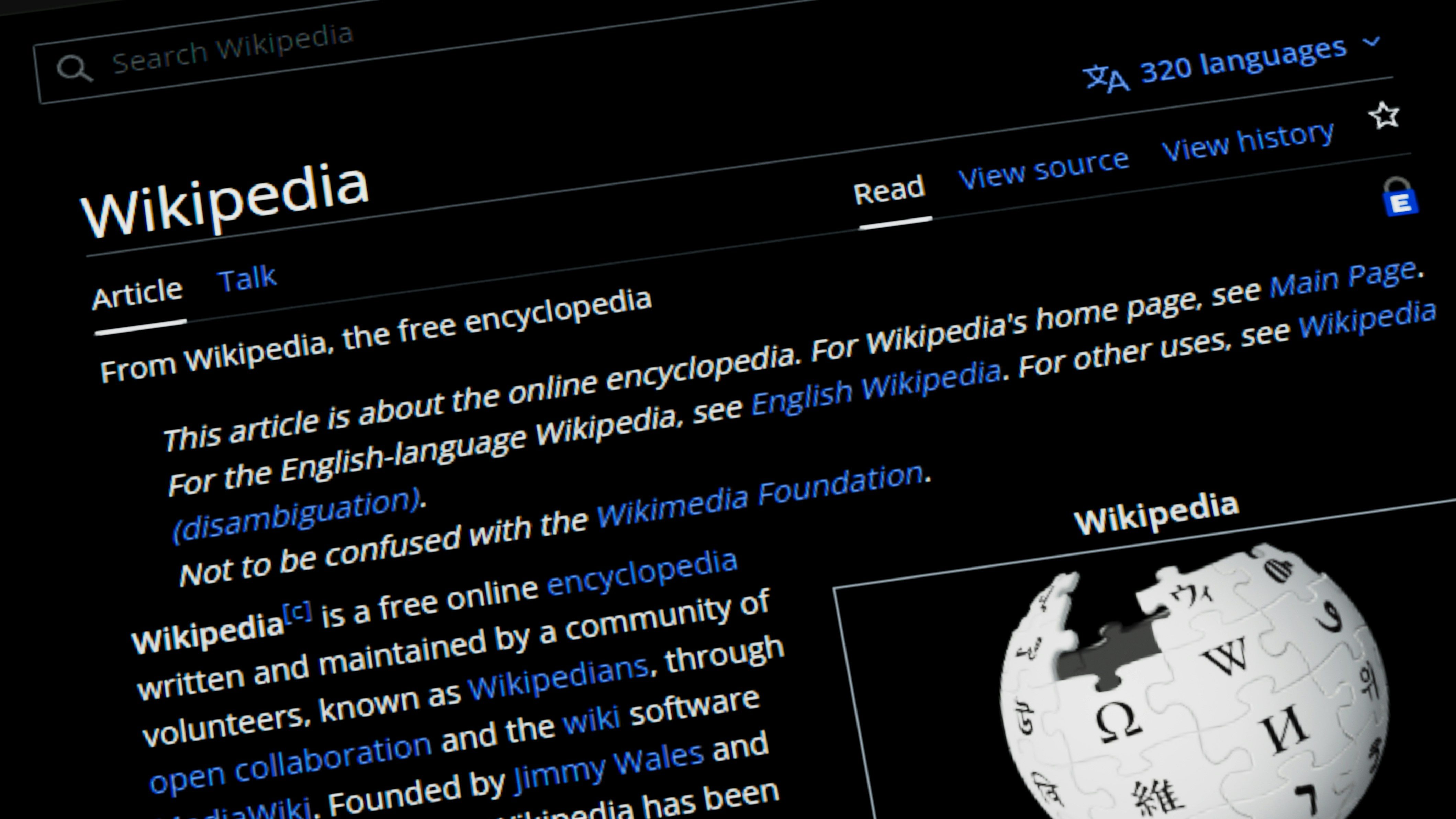 Wikipédia perdeu acessos após resumos de IA do Google, diz estudo