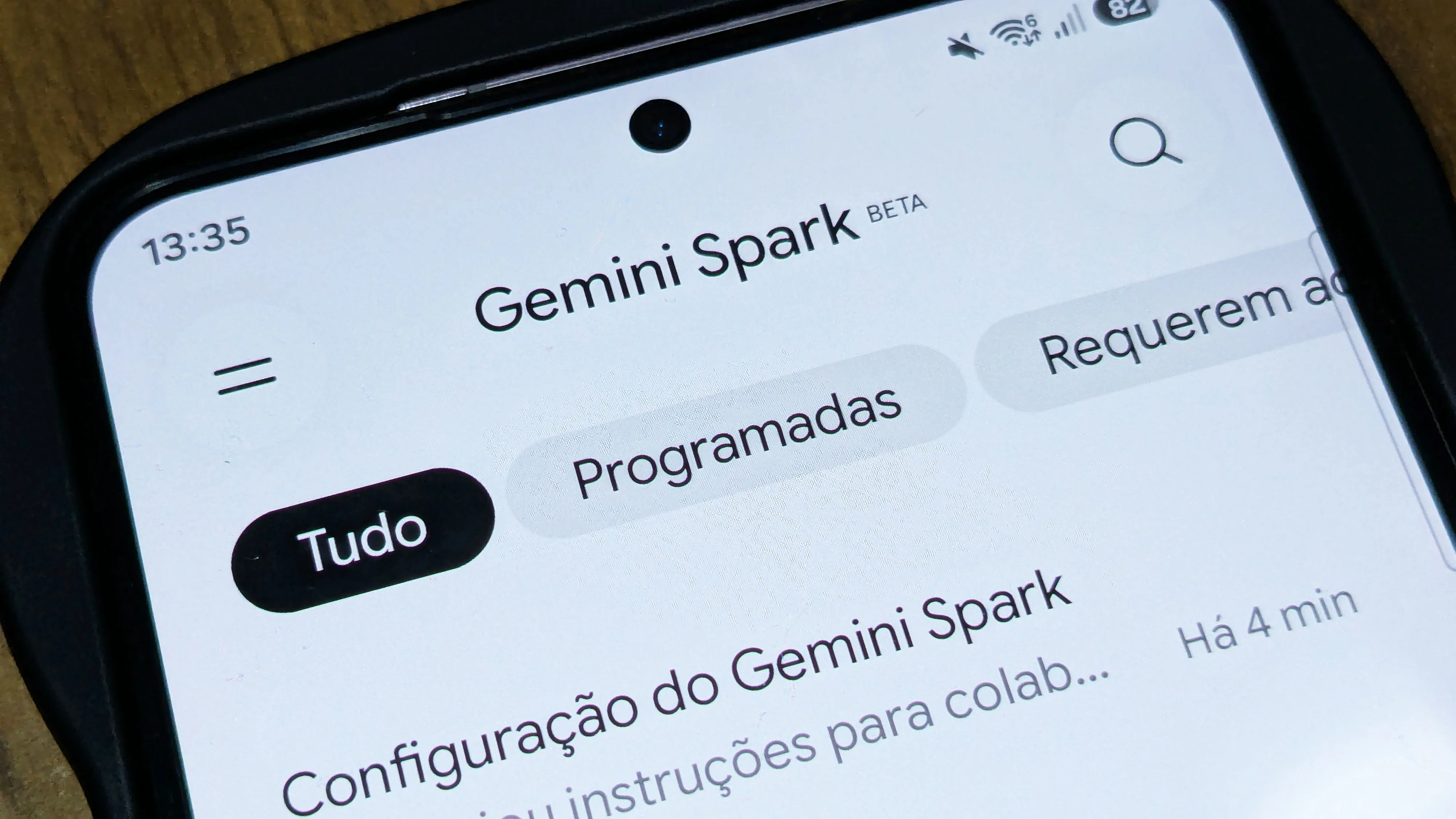Google Fotos ganha IA que edita, organiza e compartilha fotos sozinha