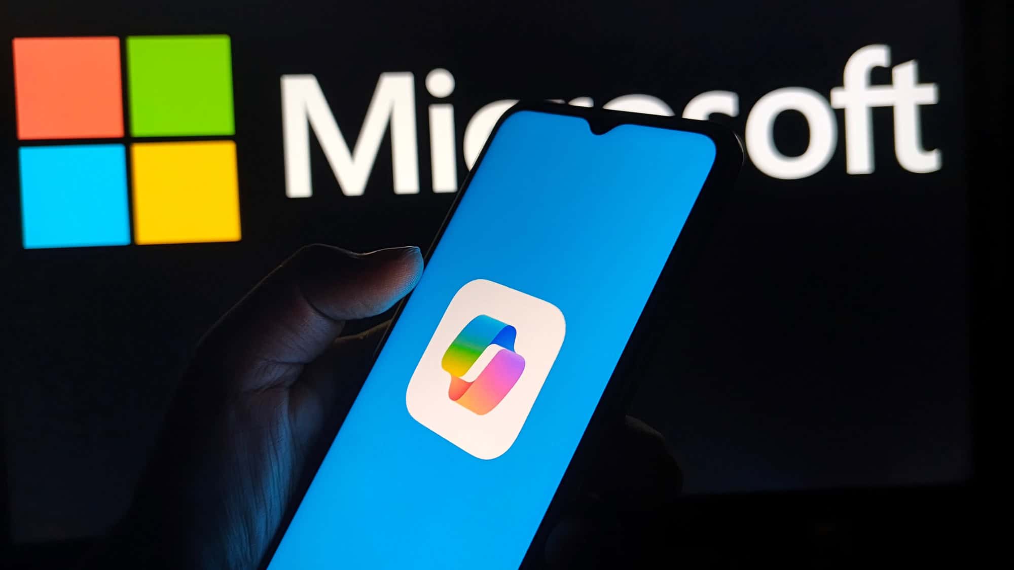 Microsoft reorganiza Copilot e muda liderança da área de IA